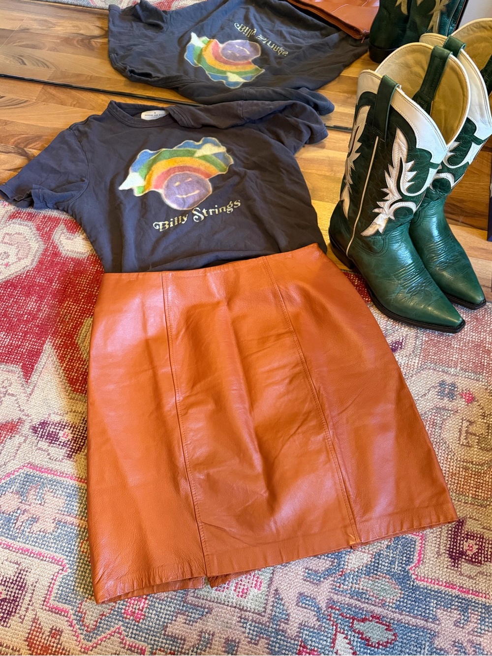 Collectors Imogene + Willie Billy strings t shirt - Picture 4 of 4